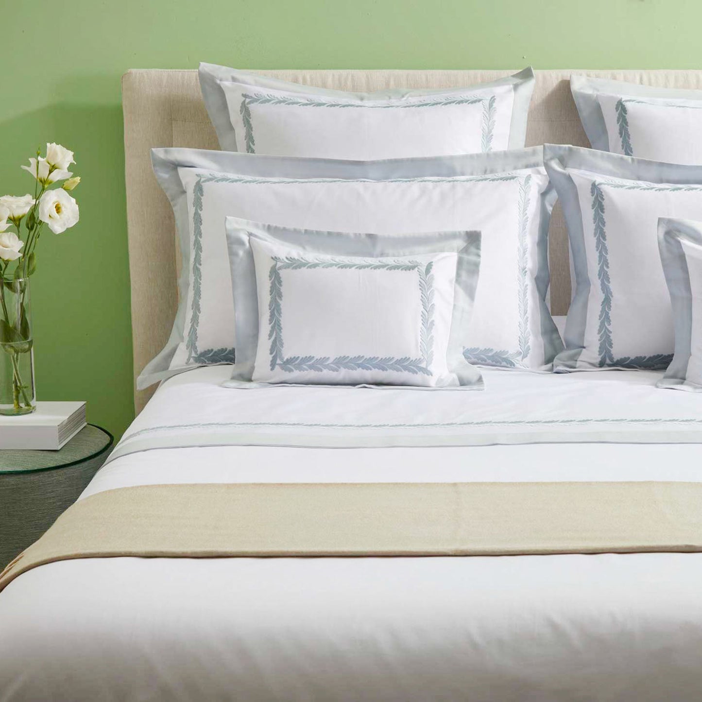 600TC Cotton Percale Sheet Set with Satin Border and Cotton Embroidery - Botero