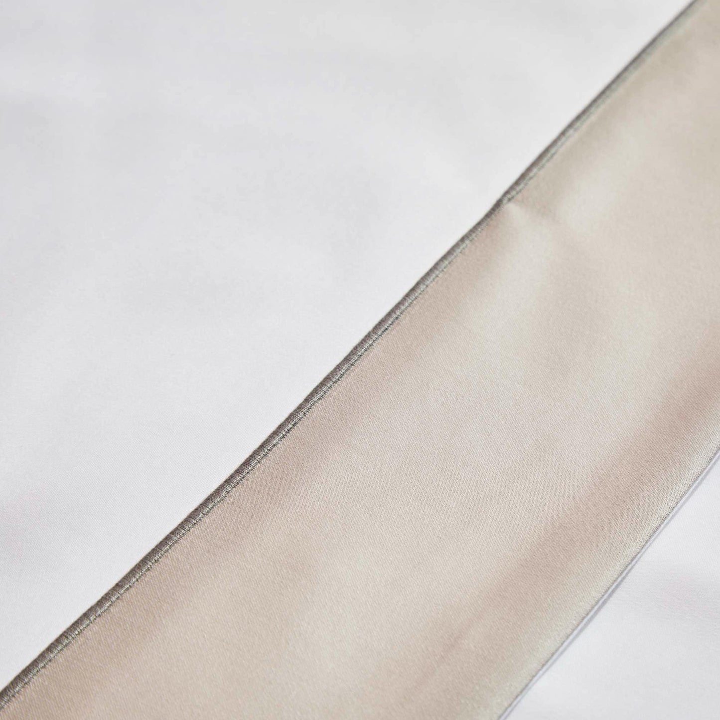 600TC Cotton Satin Sheet Set with Satin Ruffle and Embroidery - Matiti