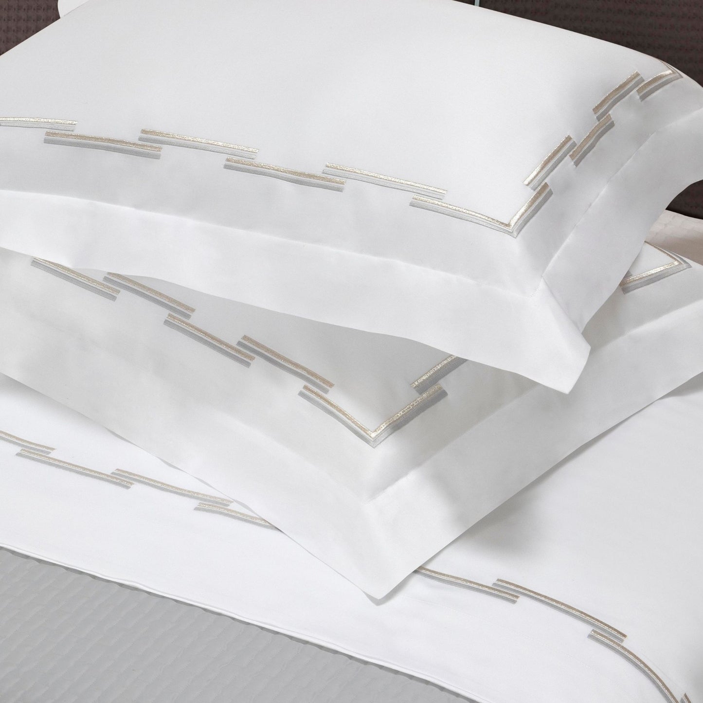 Embroidered 300TC Cotton Satin Sheet Set - Gabrio