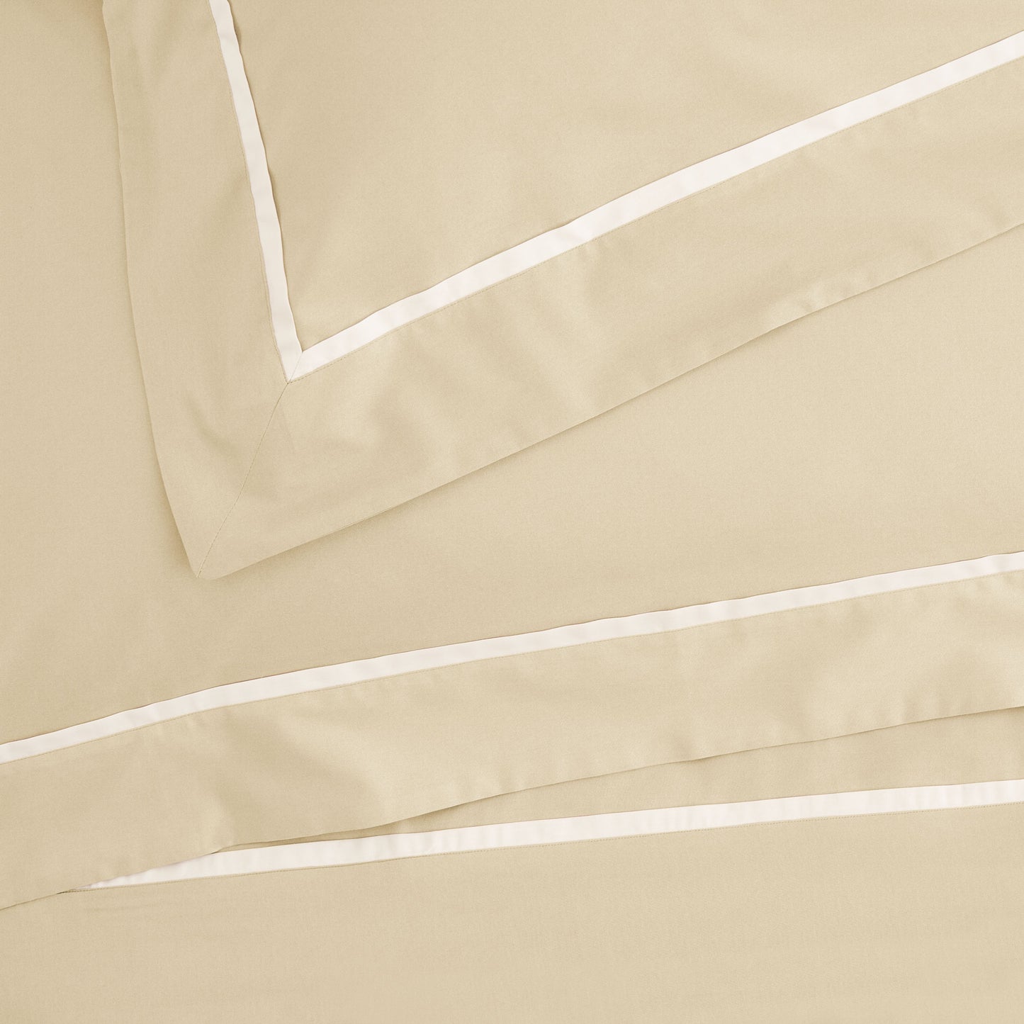 200TC Cotton Percale Duvet Cover Set with Contrasting Embroidered Rod - Opera