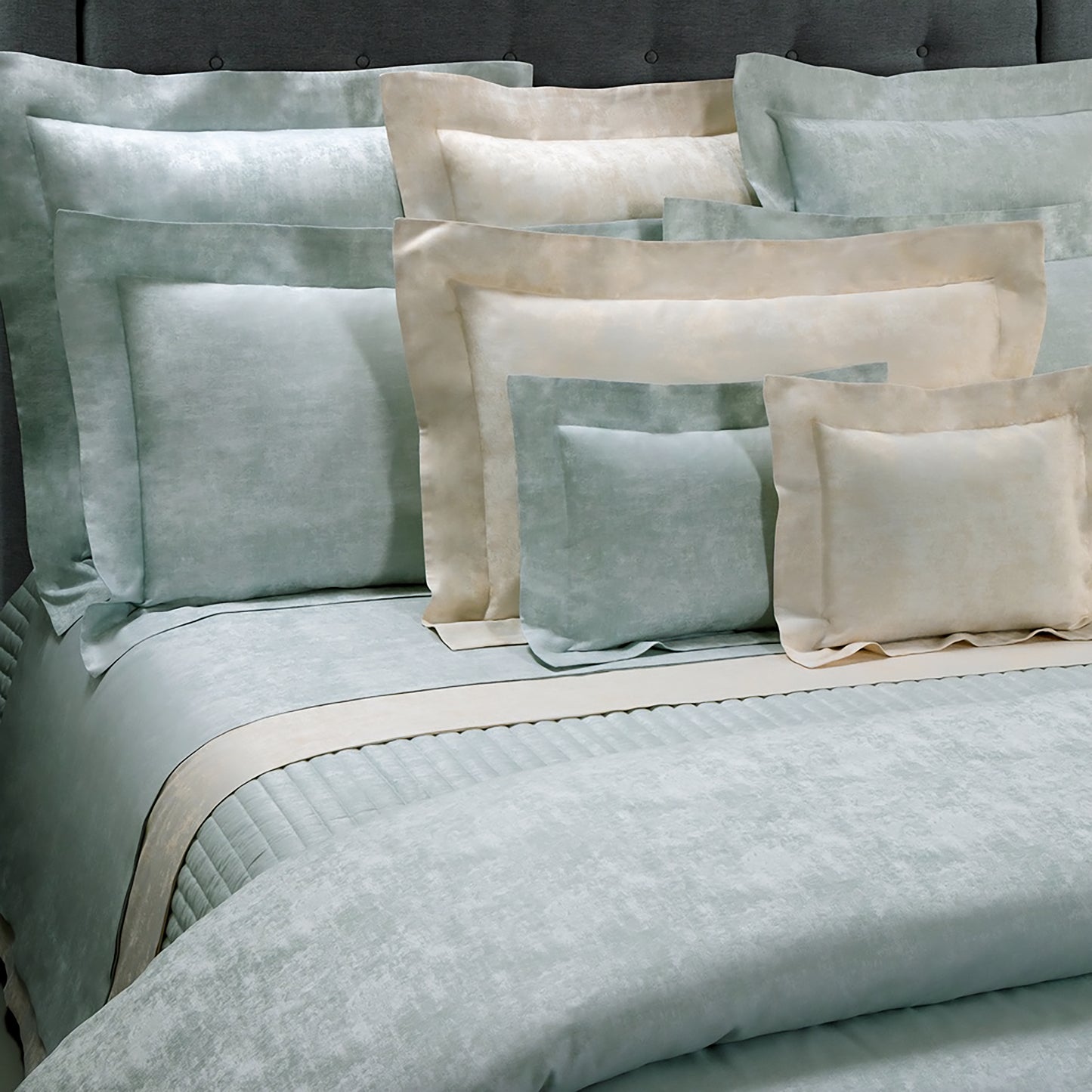 Pillowcase in Cotton Satin Jacquard 300TC - Shades
