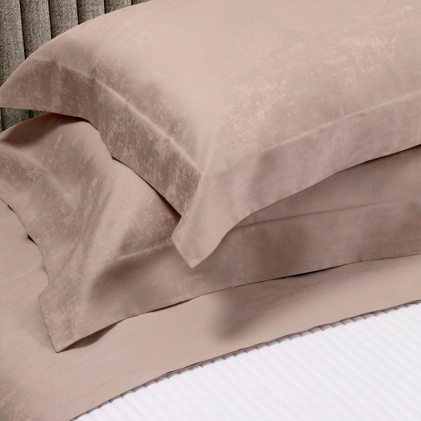 Duvet Cover Set in Cotton Satin Jacquard 300TC - Shades