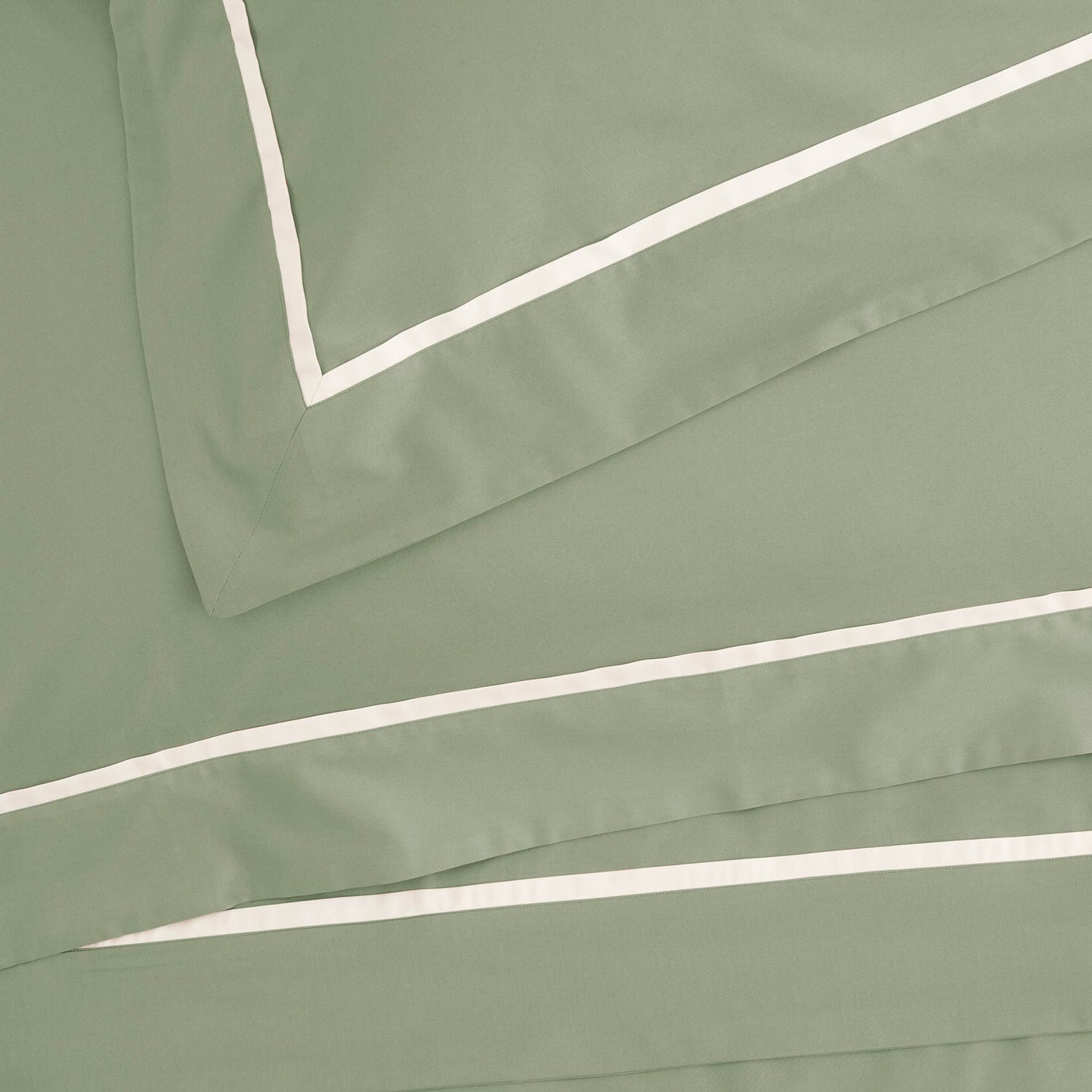 200TC Percale Cotton Sheet Set with Contrasting Embroidered Rod - Opera