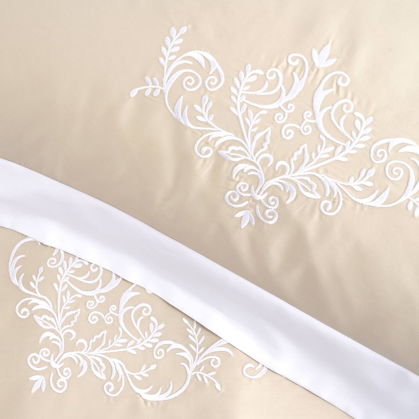 Duvet Cover Set in 300TC Cotton Satin with Embroidered Arabesque - Serenissima