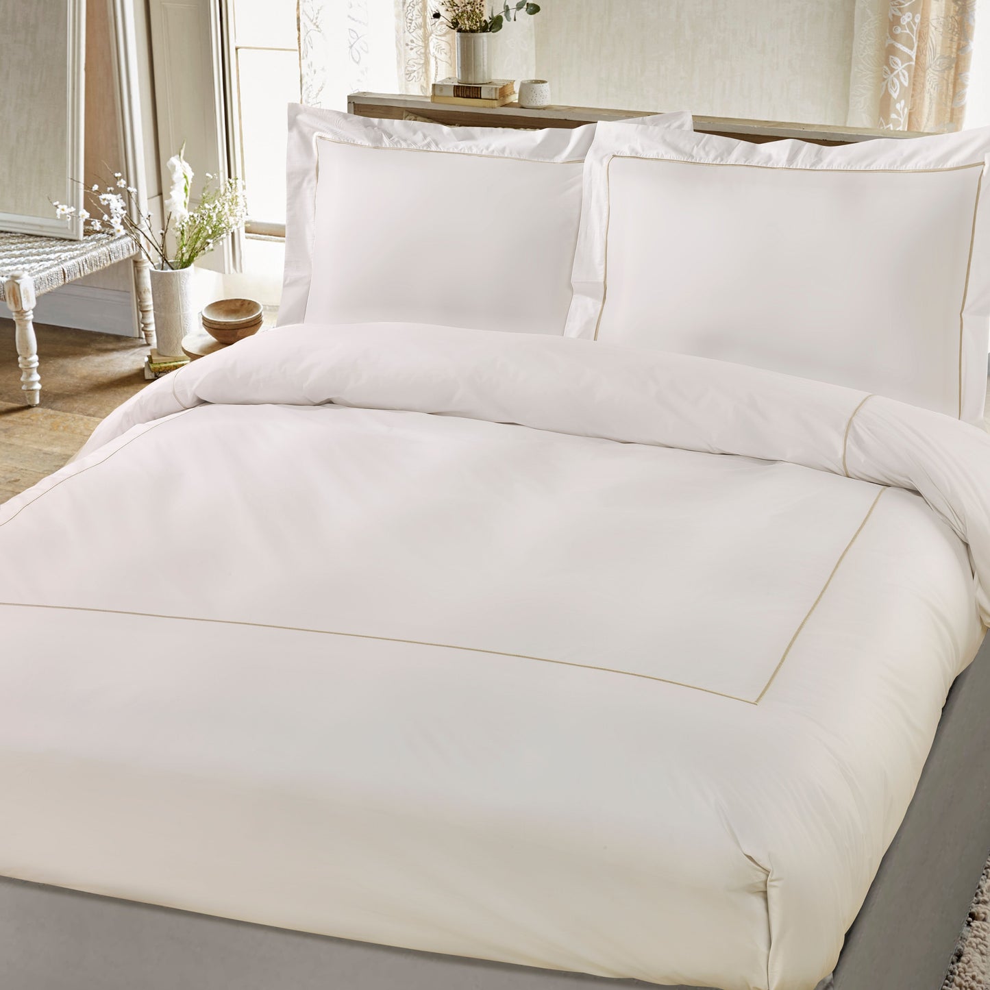 400TC Cotton Percale Duvet Cover Set with Hand Embroidered Rod - Viscontea