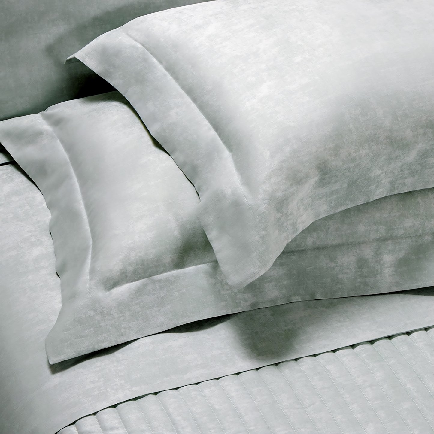 Sheet Set in Cotton Satin Jacquard 300TC - Shades